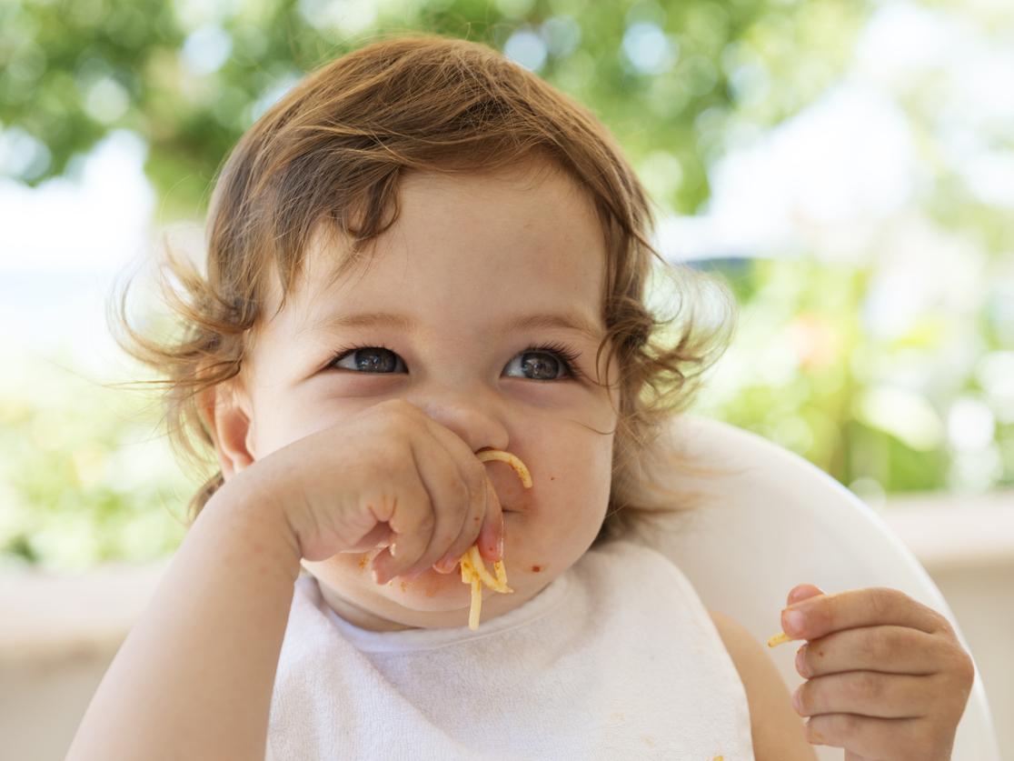 Alimentation de bébé : les produits laitiers - Doctissimo