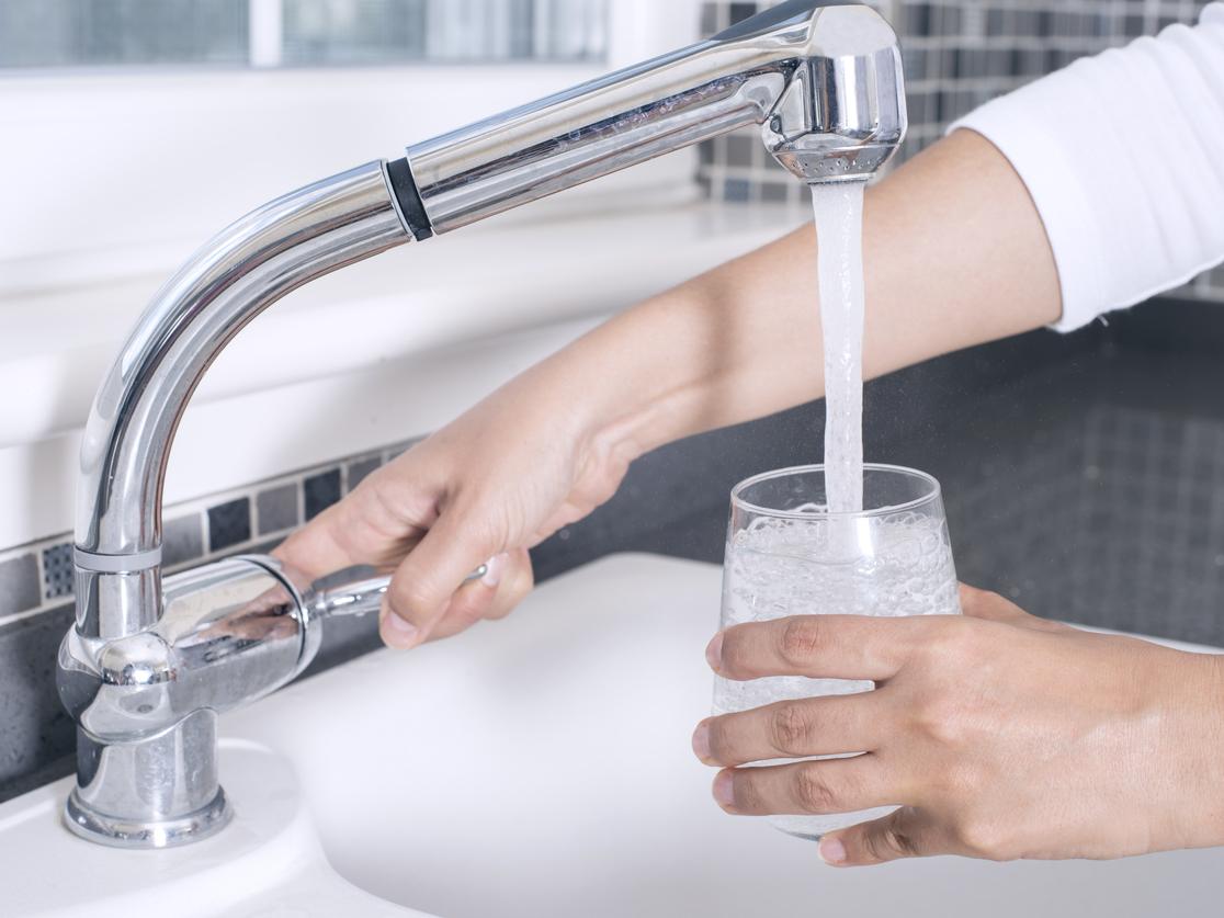 Comment purifier l'eau du robinet ? - BerkeyExpert