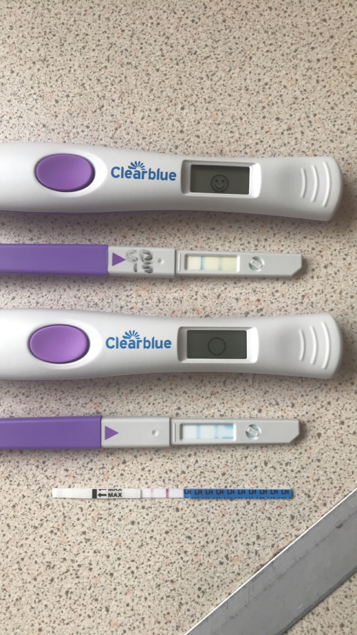 Clearblue Advanced Digital Ovulation Test help??