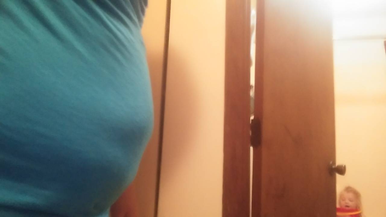 Early bloated bump pictures!