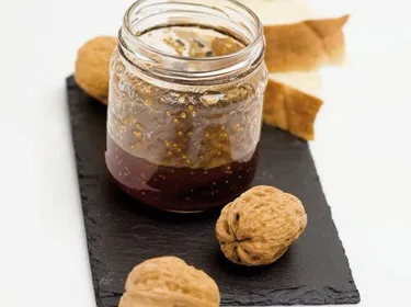 Marmelade de figues aux noix