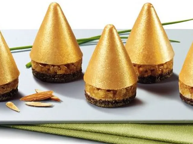 Minis sapins dorés au bloc de foie gras 2014, Thiriet