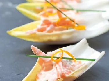 Barquettes d'endive et carottes râpées