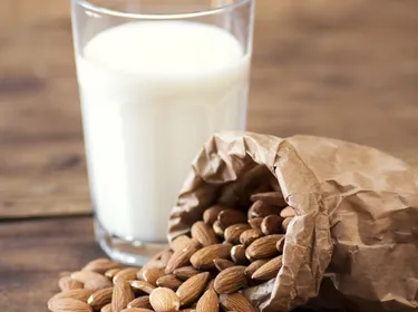 Lait d’amandes : des graisses mono-insaturées bénéfiques