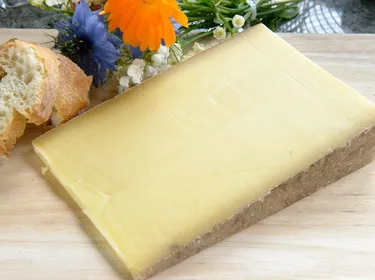 Le comté : 993 mg de calcium/100 g