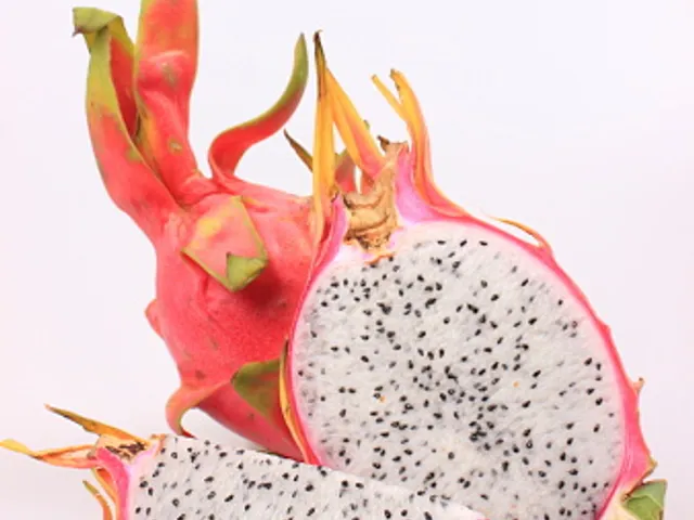 Le pitaya (ou fruit du dragon)