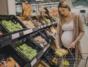 La liste de courses de la femme enceinte - Conseils pour éviter les carences