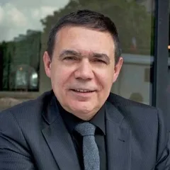 Dr Pascal Cassan